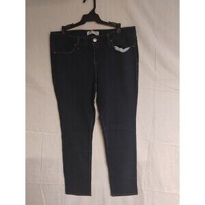 No Boundaries Size 17 Blue Jean Stretch Dark Wash